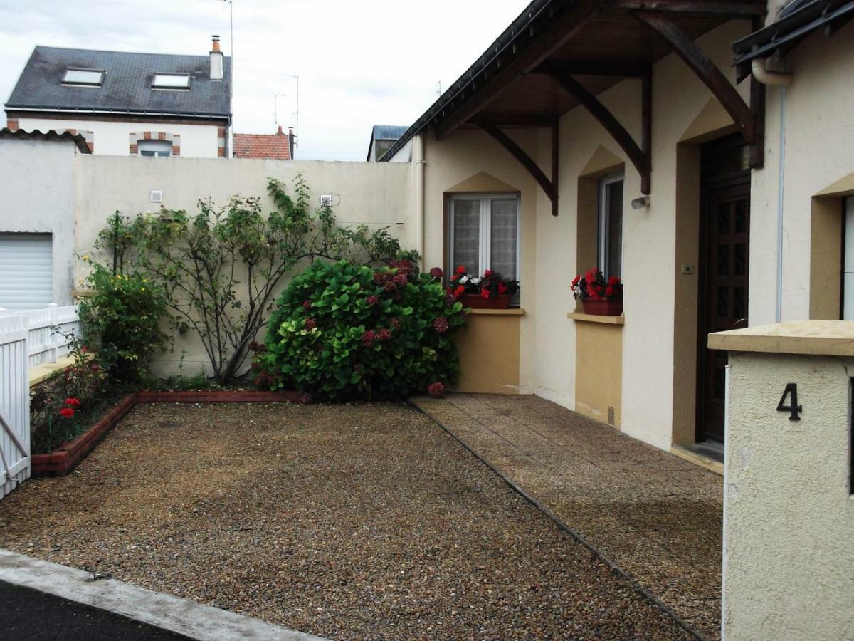 Chez Nina Thurey Tours Buitenkant foto